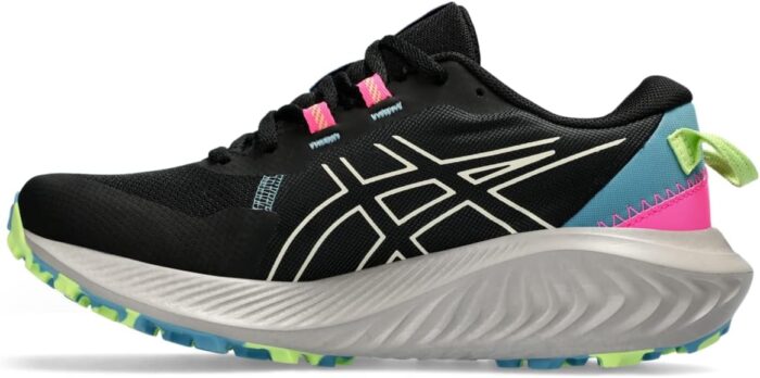 Lightweight running shoes with responsive cushioning